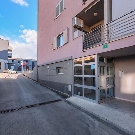 Aureo Apartment Pula Center Exteriér fotografie